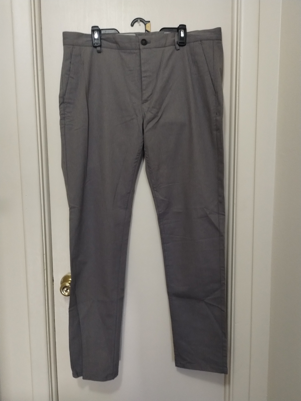 Zara Men's Gray Straight-Leg Chino Pants